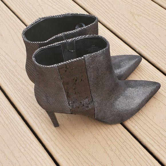 Black 'sequence' boot - Picture 2 of 9
